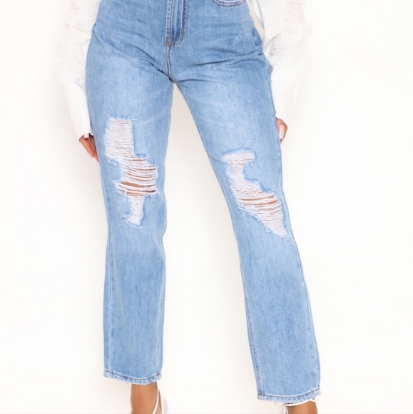 Frashion Nova Denim - Ripped jeans